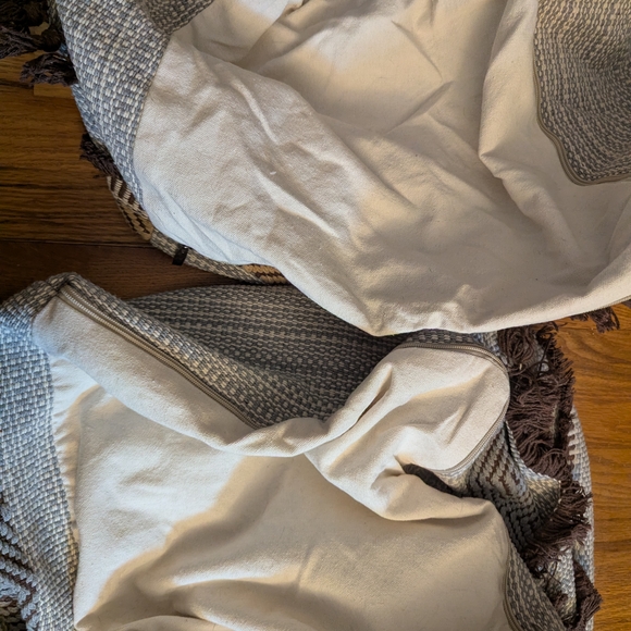 Pouf/ Ottoman Brown And Cream With Fringe - Picture 3 of 5